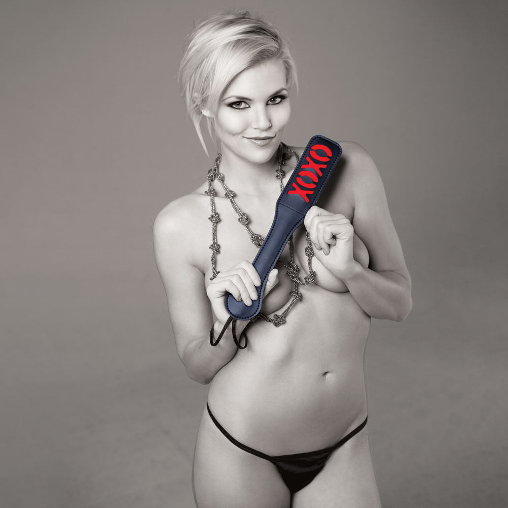 Sex & mischief - xoxo bondage paddle - Product side view  | Flirtybay.com.au